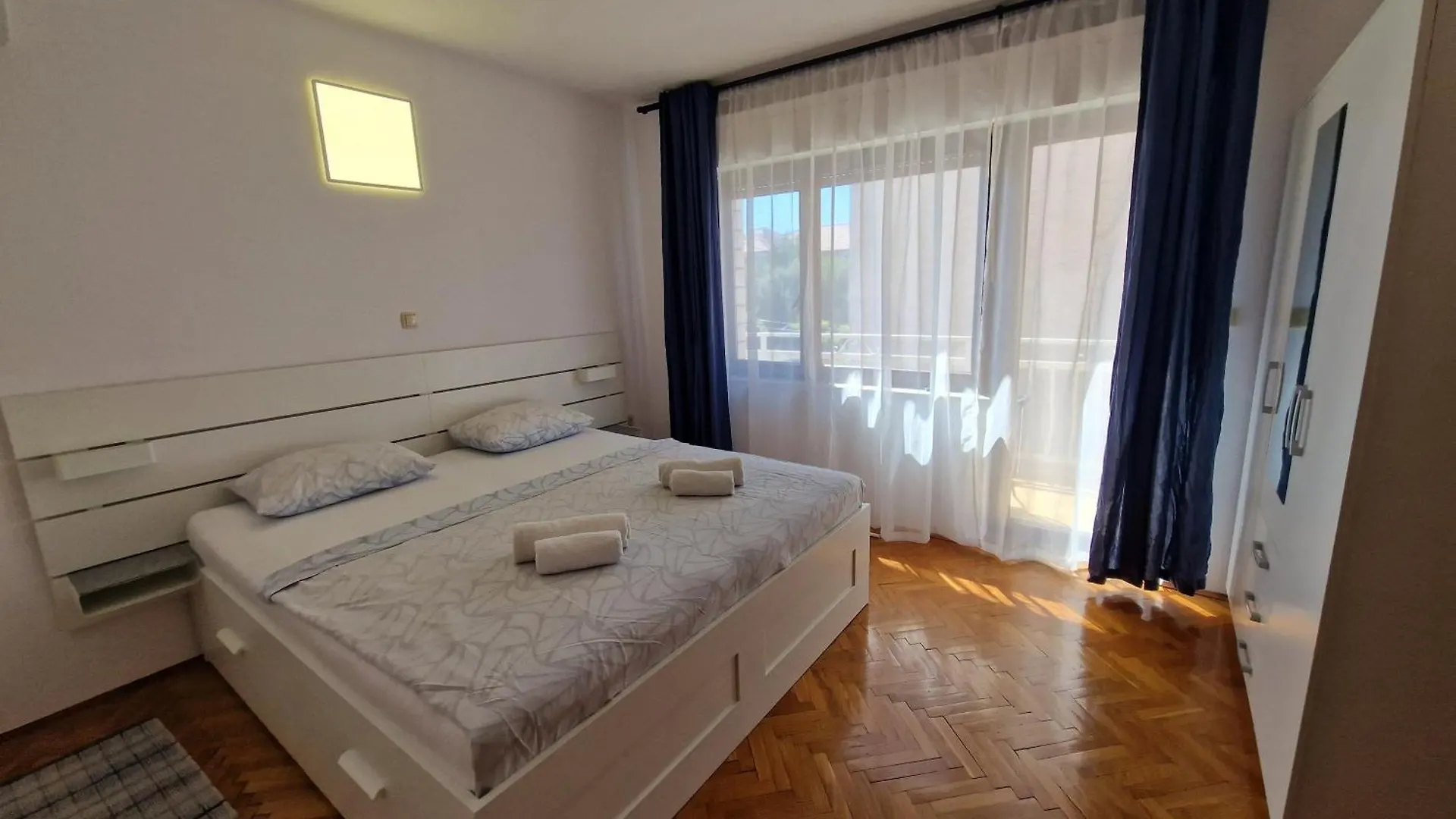 Cornelia Apartments By The Sea Okrug Gornji, Ciovo 特罗吉尔 0*,